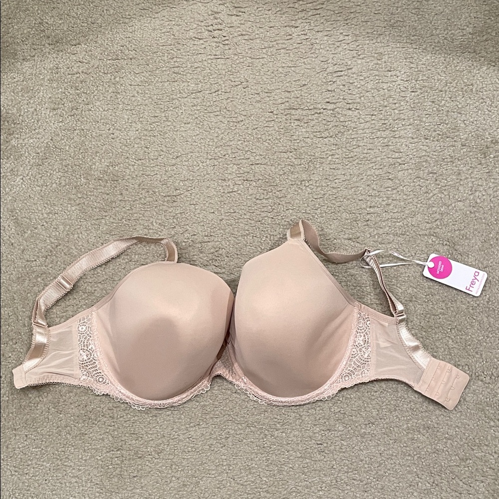 Freya US 32L NEW Bra Moulded Demi Plunge Expression Nude NWT